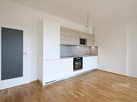 Pronájem bytu 2+kk/B, 46 m2 + 5 m2 balkon, ulice Breitfeldova, Praha 8 – Karlín.