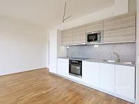 Pronájem bytu 2+kk/B, 46 m2 + 5 m2 balkon, ulice Breitfeldova, Praha 8 – Karlín. - Foto 2