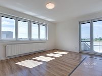Pronájem bytu 2+kk/B, 50 m2, ul. Farkašova, Praha 9 – Kyje.