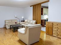 Pronájem krásného bytu 4+kk/B/PS,107 m2, Praha  5 - Smíchov, ul. Ostrovského.