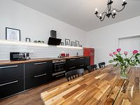 Nadstandardní velmi krásný byt ve vile se zahradou. - Foto 10