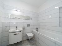 Nadstandardní velmi krásný byt ve vile se zahradou. - Foto 16