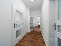 Nadstandardní velmi krásný byt ve vile se zahradou. - Foto 17