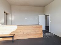 Pronájem komerčního prostoru 33 m² se zahradou – Lysá nad Labem.