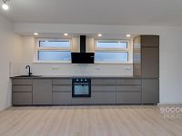 Pronájem bytu 2+kk s velkou lodžií – Projekt ZLATÝ KOPEC, Praha – Přezletice.