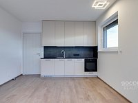 Pronájem bytu 1+kk s balkonem a garážovým stáním v ulici Šternovská, Praha 4 - Chodov. - Foto 3