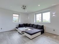 Rodinný dům 4+kk s terasou a zahradou, Kaňk u Kutné Hory. - Foto 11