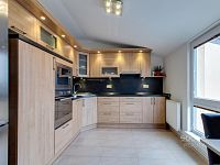 Pronájem bytu 3+1 s balkonem, v ulici U Školky, Nupaky.  - Foto 4