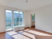 Pronájem bytu 1+1 s předzahrádkou, 37 m2, ul. Dandova, Praha 20 – H. Počernice. - Foto 4