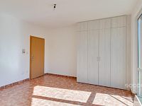 Pronájem bytu 1+1 s předzahrádkou, 37 m2, ul. Dandova, Praha 20 – H. Počernice. - Foto 5