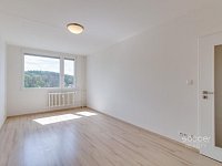 Prodej zrekonstruovaného bytu 2+kk, 47 m2, ul. Za Sídlištěm, Praha 4 - Komořany.  - Foto 2