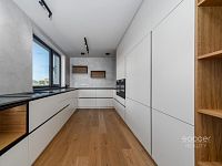 Prodej luxusního rodinného domu, 6+kk/T/L/G, Předboj. - Foto 24