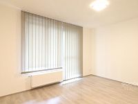 Pronájem bytu 1+kk/B/PS, 34 m2, Praha - Čakovice, ul. Bermanova. - Foto 4