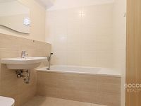 Pronájem bytu 1+kk/B/PS, 34 m2, Praha - Čakovice, ul. Bermanova. - Foto 8