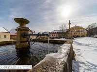 Z obýváku přímo na sjezdovku! Stylový apartmán 1+kk s balkonem a parkováním – Prkenný Důl - Foto 22