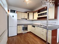 Pronájem bytu 2+kk/B/G, 59 m2 + 7 m2 balkon, ulice Pod Nouzovem, Praha – Kbely.  - Foto 6