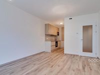 Pronájem bytu 2+kk s terasou a předzahrádkou v rezidenci Tesla Hloubětín. 