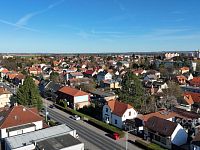 Pronájem staršího rodinného domu 4+1, pozemek 674 m2, ul. Dobšická, Praha – Horní Počernice. - Foto 30