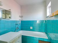 Pronájem staršího rodinného domu 4+1, ul. Dobšická, Praha – Horní Počernice. - Foto 14