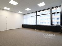Pronájem tří kanceláří 114 m2 ulice Sokolovská, Praha 9 - Foto 4