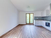 Pronájem bytu 3+kk se zahradou, Praha 20 – Horní Počernice, ul. Třebešovská. - Foto 3
