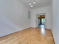 Slunný byt 2+kk se spacím patrem, po rekonstrukci, Praha 3 – Žižkov - Foto 13