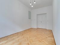 Slunný byt 2+kk se spacím patrem, po rekonstrukci, Praha 3 – Žižkov - Foto 14
