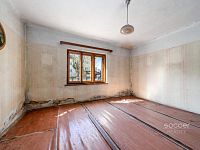 Prodej domu s pozemkem 1 310 m², Jičín – Holínské Předměstí. - Foto 17