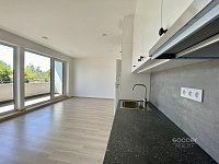 Nový apartmán s terasou a parkovacím stáním v prestižní čtvrti. - Foto 2