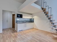 Pronájem bytu 1+kk/S, 21 m2, ul. Radlická, Praha 5 - Smíchov.