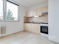Pronájem velmi pěkného bytu 1+1/sklep, 34 m2, ul. Josefa Mánesa, Nymburk. 