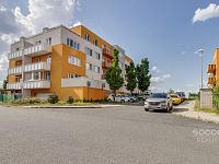 Pronájem bytu 2+kk/T/B/G, v ulici Farkašova, Praha 9 - Kyje. 
