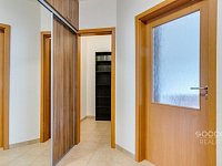 Pronájem bytu 2+kk/B, 45 m2 + balkon 7 m2, ulice V Honech, Klecany.  - Foto 8