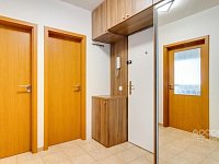 Pronájem bytu 2+kk/B, 45 m2 + balkon 7 m2, ulice V Honech, Klecany.  - Foto 9