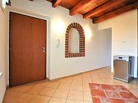 Pronájem pěkného bytu 2+kk 33 m2 + lodžie 3 m2 v centru Neveklova, okres Benešov. - Foto 7