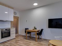 Prodej bytu 2+kk s balkonem a garážovým stáním v ulici Oty Bubeníčka, Praha 22 - Uhříněves - Foto 2