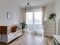 Prodej bytu 2+kk s balkonem a garážovým stáním v ulici Oty Bubeníčka, Praha 22 - Uhříněves - Foto 8