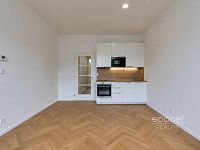 Pronájem bytu 1+kk/Sklep/Wellness, 36 m², Praha 3 – Vinohrady, ul. Vinohradská.
