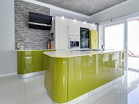Pronájem bytu 1+kk + terasa + zahrada, obec Vojkovice, okres Mělník. - Foto 11