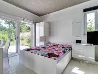 Pronájem bytu 1+kk + terasa + zahrada, obec Vojkovice, okres Mělník. - Foto 15