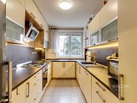 Pronájem hezkého bytu 3+kk, 70 m² + sklep, Praha 6 – Břevnov, ul. Pod Královkou.