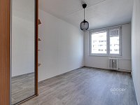 Pronájem bytu 3+1 (77 m²) s lodžií (6 m²) a parkem ve vnitrobloku – ul. Přecechtělova, Praha 13 - Foto 18