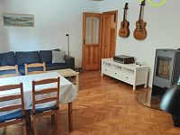 Nabízíme rodinný dům s velkými pozemky a lesem na rozhraní Příbora a Kopřivnice - Foto 3