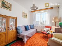 Velký rodinný dům s garáží, terasou a zahradou - Třemošnice - Foto 15