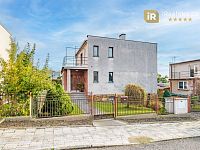 Velký rodinný dům s garáží, terasou a zahradou - Třemošnice - Foto 27