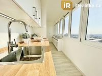Prodej bytu, 1+kk, 27 m², Hradec Králové