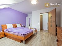 Prodej domu se zahradou, garáží a pergolou - Vrdy, Čáslav - Foto 24