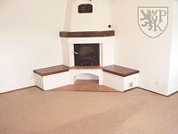 MÍREČ - pronájem bytu 3+1 na polosamotě - Míreč 1 pron. krb.JPG