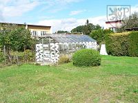 BLATNÁ, ul. Pod Vinicí - RD se zahradou - Blatná 851 skl.JPG