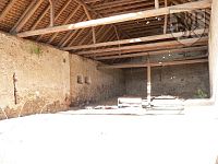 TCHOŘOVICE - středověká tvrz - Tchoř. tvrz stod.JPG